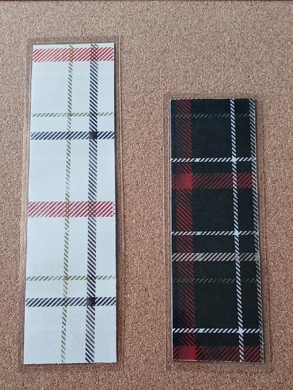 Reversible Christmas Bookmarks💚